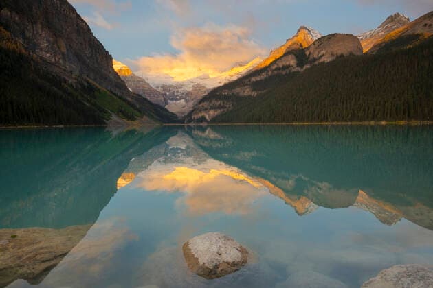 Lake Louise at Sunrise, Banff National Park, UNESCO World Heritage Site, Alberta, Canadies Rockies, Canada, North America Copyright: MilesxErtman 1132-420