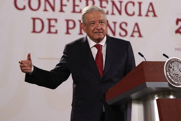 Mexican President Lopez Obrador Daily News Conference MEXICO CITY, MEXICO - APR 13, 2022: Mexico™s President, Andres Manuel Lopez Obrador, gesticulates while talks during his daily briefing conference at National Palace. In April 13, 2022 in Mexico City, Mexico. (Photo by Ismael Rosas Eyepix Group) Copyright: xIsmaelxRosas xEyepixxGroupx EYEPIX_IR_13042022_61148