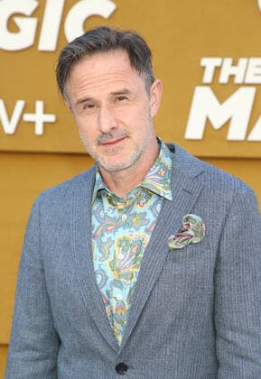 LOS ANGELES, CA - APRIL 14: David Arquette at the Apple TV+ premiere of They Call Me Magic at The Village Regency Theatre in Los Angeles, California on April 14, 2022. Copyright: xFayexSadoux