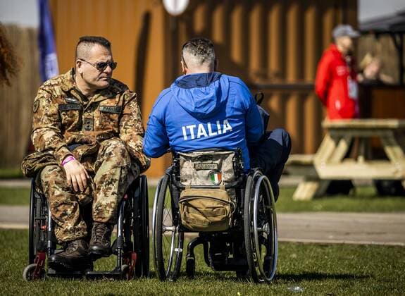 News Themen der Woche KW15 News Bilder des Tages 2022-04-15 14:11:33 THE HAGUE - Audience and athletes before the start of the Invictus Games. The Invictus Games will take place from 16 to 22 April 2022 at the Zuiderpark and are intended for military personnel and veterans who have been psychologically or physically injured while on duty. REMKO DE WAAL netherlands out - belgium out *** 2022 04 15 14 11 33 THE HAGUE Audience and athletes before the start of the Invictus Games The Invictus Games will take place from 16 to 22 April 2022 at the Zuiderpark and are intended for military personnel and veterans who have been psychologically or physically injured while on duty REMKO DE WAAL netherlands out belgium out  Copyright: xx x447140456x originalFilename: 447140456.jpg