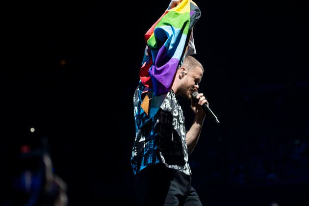 April 15, 2022, Calgary, Alberta, Canada: Dan Reynolds of Imagine Dragons performs on stage in Calgary, Alberta at The Saddleome. Calgary Canada - ZUMAr123 20220415_zap_r123_017 Copyright: xBadenxRothx