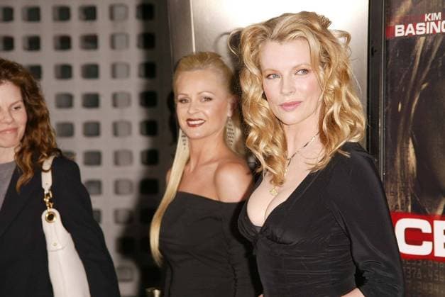 Katie Lohmann and Kim Basinger at the Cellular Los Angeles Premiere, Arclight Theaters, Hollywood, CA 09-09-04 , 10762128.jpg, famous, people, star, event, talent, celebrity, fame, popular, entertainment, person,