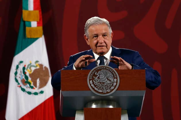 Mexico™s President Offered News Conference After Rejected Electricity Reform MEXICO CITY, MEXICO - APR 18, 2022: Mexico s President, Andres Manuel Lopez Obrador, speaks during the daily morning press conference after the opposition deputies rejected Electricity Reform at the National Palace in Mexico City. On Apr 18, 2022 In Mexico City, Mexico. (Photo by Luis Barron Eyepix Group) Copyright: xLuisxBarronx xEyepixxGroupx EYEPIX_LB_18042022_61695
