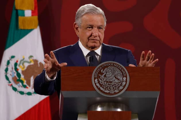Mexico™s President Offered News Conference After Rejected Electricity Reform MEXICO CITY, MEXICO - APR 18, 2022: Mexico s President, Andres Manuel Lopez Obrador, speaks during the daily morning press conference after the opposition deputies rejected Electricity Reform at the National Palace in Mexico City. On Apr 18, 2022 In Mexico City, Mexico. (Photo by Luis Barron Eyepix Group) Copyright: xLuisxBarronx xEyepixxGroupx EYEPIX_LB_18042022_61689
