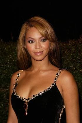 Beyonce Knowles at the 35th Annual NAACP Image Awards, Universal Amphitheater, Universal City, CA 03-06-04 , 10905510.jpg, event, star, popular, fame, people, person, entertainment, talent, celebrity, famous,