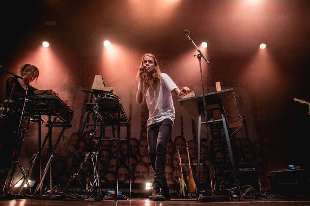Dadi Freyr live in Copenhagen, Denmark Copenhagen, Denmark. 19th, April 2022. The Icelandic singer, songwriter and musician Dadi Freyr performs a live concert at Amager Bio in Copenhagen. Copenhagen Denmark  Copyright: xGonzalesxPhoto NikolajxBransholmx