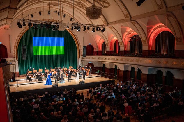19 04 2022 Jena Benefit concert for the Odessa Opera House in the Volkshaus Jena conducted by Ukrainian conductor Vitaliy Kovalchuk Conductor at the Odessa Opera House The group of artists inside the Odessa Opera House was surprised by the war in Ukraine during a concert tour through Poland and currently makes a trip home impossible