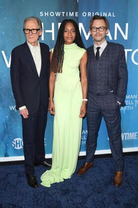 Bill Nighy, Naomie Harris und Jimmi Simpson bei der Premiere der Showtime TV-Serie The Man Who Fell to Earth im Museum of Modern Art. New York, *** Bill Nighy, Naomie Harris and Jimmi Simpson at the premiere of the Showtime TV series The Man Who Fell to Earth at the Museum of Modern Art New York, . Foto:xJ.xNacionxx xFuturexImage