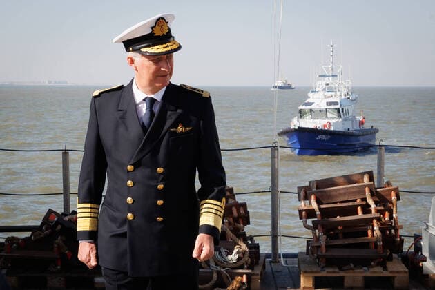 Bilder des Jahres 2022, Entertainment 04 April Entertainment Themen der Woche KW16 Entertainment Bilder des Tages King Philippe - Filip of Belgium pictured during a royal visit to the new oceanographic research vessel RV Belgica, at the naval base in Zeebrugge, Thursday 21 April 2022. The RV Belgica will play a key role in Belgian and European marine research in the coming decades.  KURTxDESPLENTER 34122010