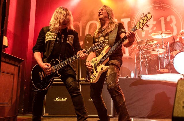 Leo Leoni and Marc Lynn of Gotthard live at a concert of the Gotthard Magnum European Tour 2022 at Capitol Hannover, 20 04 2022 Foto:xC.xSpeidelx xFuturexImage