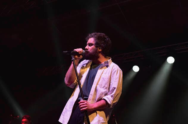 Tommaso Paradiso Konzert in Rom rome 21 04 2022 Concert by Tommaso Paradiso at the Conciliazione auditorium with the new Space Cowboy tour. In the photo the singer Tommaso Paradiso  Copyright: xBarbaraxAmendolax xipa-agency.nex xBarbaraxAmendolax
