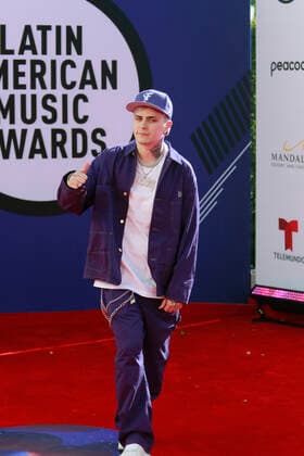 Argentine rapper Lit Killah poses upon her arrival on the red carpet for the 2022 Latin American Music Awards, at the Michelob ULTRA Arena at the Mandalay Bay Resort and Casino in Las Vegas, Nevada, US, 21 April 2022. Red carpet of the Latin American Music Awards 2022 !ACHTUNG: NUR REDAKTIONELLE NUTZUNG!  Copyright: xRondaxChurchillx USA7088 20220422-07085383b64649e0cf584863101ad2408d40615e
