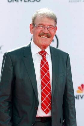 The director and founder of La Arrolladora Banda El Limon, Rene Camacho poses upon his arrival on the red carpet for the 2022 Latin American Music Awards, at the Michelob ULTRA Arena of the Mandalay Bay Resort and Casino in Las Vegas, Nevada, US, 21 April 2022. Red carpet of the Latin American Music Awards 2022 !ACHTUNG: NUR REDAKTIONELLE NUTZUNG!  Copyright: xRondaxChurchillx USA7124 20220422-5313607577448127431ca6ebb5b75786c31cc827