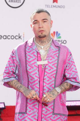 Gera MX arrives for the 2022 Latin American Music Awards at Michelob ULTRA Arena at Mandalay Bay Resort and Casino in Las Vegas, Nevada on Thursday, April 21, 2022.  LAV20220421079 JAMESxATOA
