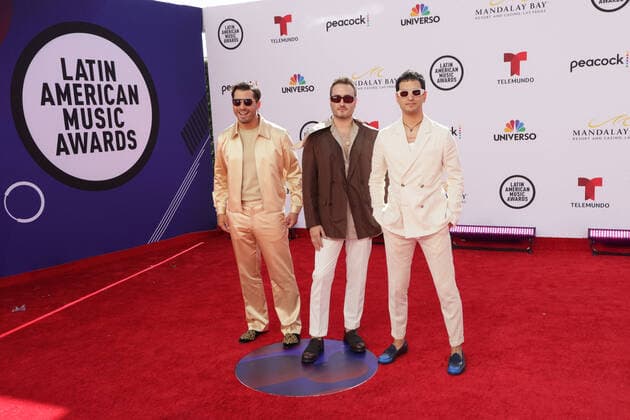 REIK arrive for the 2022 Latin American Music Awards at Michelob ULTRA Arena at Mandalay Bay Resort and Casino in Las Vegas, Nevada on Thursday, April 21, 2022.  LAV20220421073 JAMESxATOA