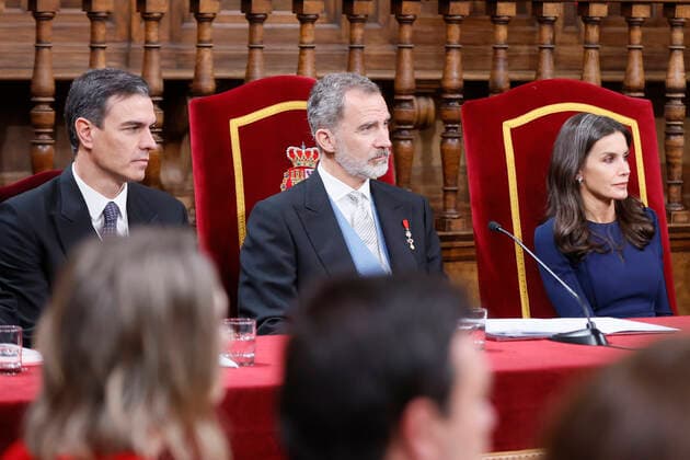 22-04-2022 Madrid Queen Letizia and King Felipe during the Miguel de Cervantes, Spanish literature 2021 prize to Cristina Peri Rossi in the auditorium of the university of Alcala, Alcala de Henares, in Madrid. No Spain Â  Copyright: xPPEx