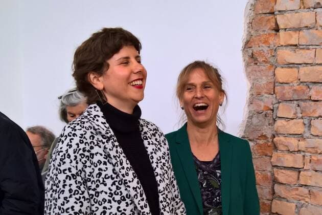 59th Art Biennale Venezia, Kunst Biennale Venedig 2022. Offizielle Eroeffnung Deutscher Pavilion MARIA EICHHORN. Foto: ifa-Generalsekretaerin Gitte Zschoch, Staatsministerin im Auswaertigen Amt und Katja Keul, Mitglied des Deutschen Bundestages *** 59th Art Biennale Venezia, Art Biennale Venice 2022 Official Opening German Pavilion MARIA EICHHORN Photo ifa Secretary General Gitte Zschoch, Minister of State at the Federal Foreign Office and Katja Keul, Member of the German Bundestag
