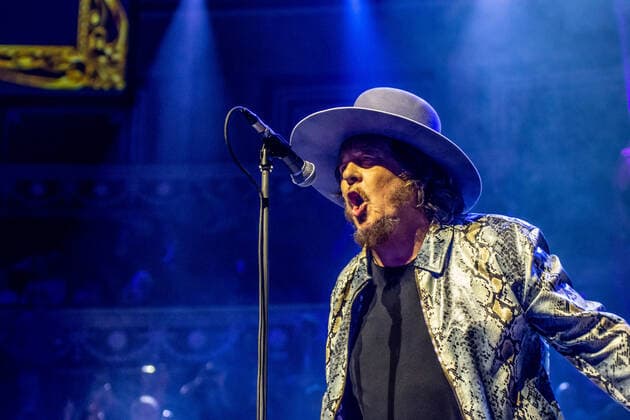 April 22, 2022, London, England, United Kingdom: Celebrated Italian blues singer and songwriter Zucchero performs for the sixth time at London Royal Albert Hall. .Zucchero recorded his first album in 1983 and achieved international success through his many collaborations with the likes of Luciano Pavarotti, John Lee Hooker, Miles Davis, B.B. King, Tom Jones and Sheryl Crow..April 2022 s live shows were rescheduled due to 2020 Covid-19 pandemic. London United Kingdom - ZUMAm203 20220422_zip_m203_010 Copyright: xSabrinaxMerollax