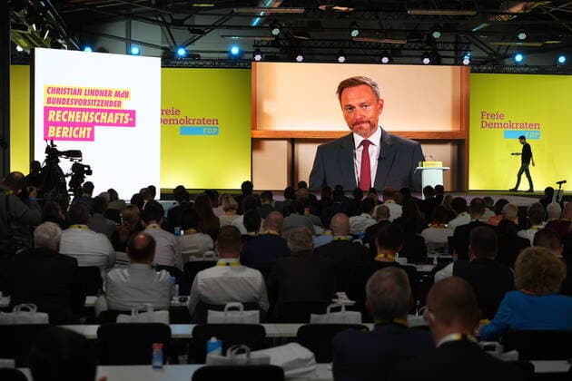 News Themen der Woche KW16 News Bilder des Tages 23.04.2022,Berlin,Deutschland,GER,73.Ordentlicher Bundesparteitag der Freien Demokraten (FDP).BM Christian Lindner live aus Washington D.C. *** 23 04 2022,Berlin,Germany,GER,73 Ordinary Federal Party Conference of the Free Democrats FDP BM Christian Lindner live from Washington D C