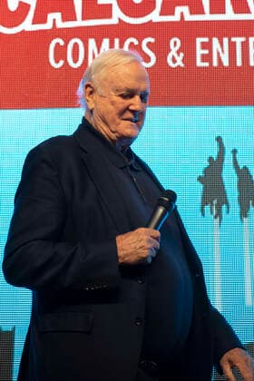 April 23, 2022, Calgary, Alberta, Canada: Actor John Cleese visits The Calgary Comic And Entertainment Expo without his iconic mustache Calgary Canada - ZUMAr123 20220423_zap_r123_001 Copyright: xBadenxRothx