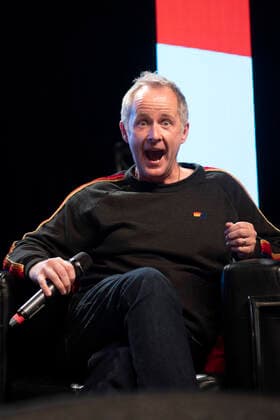 April 23, 2022, Calgary, Alberta, Canada: Billy Boyd and the cast of the of the Lord of The Ring reunite at The Calgary Comic And Entertainment Expo and are white hatted Calgary Canada - ZUMAr123 20220423_zap_r123_020 Copyright: xBadenxRothx