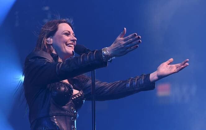 Entertainment Bilder des Tages Lead singer Floor Jansen of the Finnish symphonic metal band Nightwish performs on stage during their concert in Helsinki, Finland, on April 24, 2022. Helsinki Finland  Copyright: xHeikkixSaukkomaax LKLAPH20220424211856O125