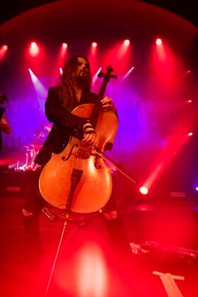 April 24, 2022, Calgary, Alberta, Canada: Perttu Kivilaakso of Apocalyptica perform in concert in in Calgary, Alberta. Calgary Canada - ZUMAr123 20220424_zap_r123_004 Copyright: xBadenxRothx