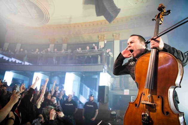 April 24, 2022, Calgary, Alberta, Canada: Paavo LoÂ¶tjoÂ¶nen of Apocalyptica perform in concert in in Calgary, Alberta. Calgary Canada - ZUMAr123 20220424_zap_r123_025 Copyright: xBadenxRothx