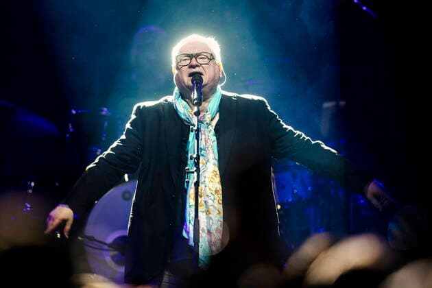 German rock poet, rock singer, writer, songwriter and musical lyricist Heinz Rudolf Kunze full name Heinz Rudolf Erich Arthur Kunze born 30 November 1956 during a performance as part of his Der Wahrheit die Ehre tour at the Altes Schlachthof Dresden