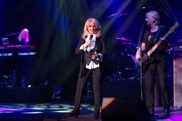 Bonnie Tyler live at a concert of her Celebrating 70 Years Birthday Tour at Friedrichstadt Palast Berlin, 25 04 2022 Foto:xC.xBehringx xFuturexImage