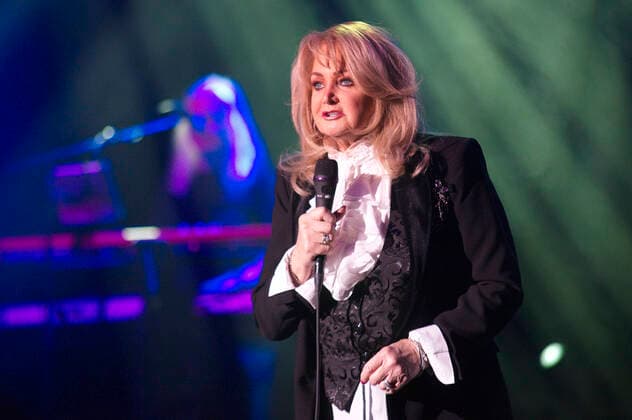 Bonnie Tyler live at a concert of her Celebrating 70 Years Birthday Tour at Friedrichstadt Palast Berlin, 25 04 2022 Foto:xC.xBehringx xFuturexImage
