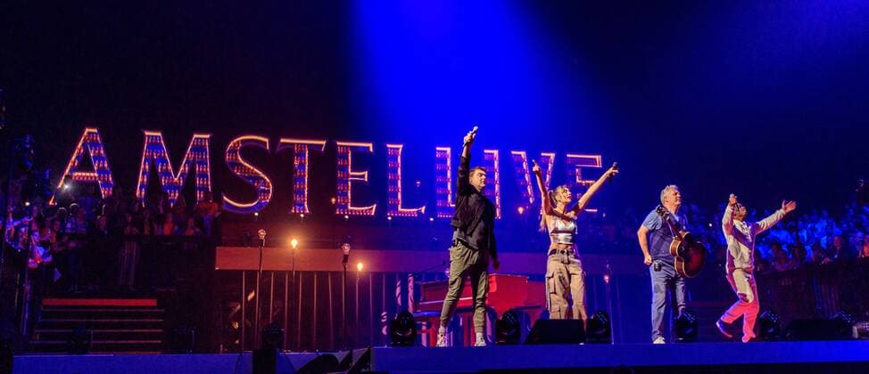 2022 04 26 20 12 41 ROTTERDAM Thomas and Acda, Maan and Ronnie Flex during the first show of De Vrienden van Amstel LIVE 2022 ANP KIPPA LEVIN DEN BOER netherlands out belgium out  Copyright: xx x447665161x originalFilename: 447665161.jpg