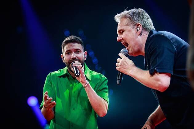 2022 04 26 21 27 46 ROTTERDAM Rolf Sanchez and Thomas Acda during the first show of De Vrienden van Amstel LIVE 2022 ANP KIPPA LEVIN DEN BOER netherlands out belgium out  Copyright: xx x447666922x originalFilename: 447666922.jpg
