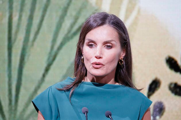 26-04-2022 Madrid Queen Letizia attend the 44th edition of the SM foundation awards for childen and youth literature, the steam boat and great angle, at the green courtyard Salamanca in Madrid. The SM Foundation promotes every year a children s book to encourage children to read. No Spain Â  Copyright: xPPEx