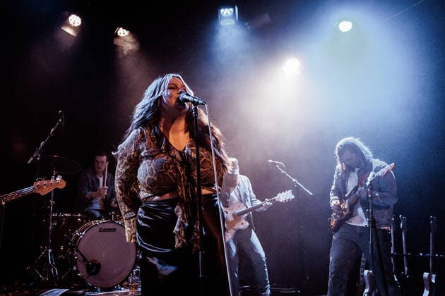 Sarah Klang live in Copenhagen, Denmark Copenhagen, Denmark. 26th, April 2022. The Swedish singer-songwriter Sarah Klang performs a live concert at Hotel Cecil in Copenhagen. Copenhagen Denmark  Copyright: xGonzalesxPhoto ThomasxRungstromx