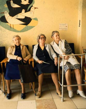 Orte und Ereignisse im Jahr 1977-80 Ruhrgebiet. Seniorinnen und Senioren im Altenheim. ca.1979-80. NRW *** Places and events in 1977 80 Ruhr senior citizens in retirement home ca 1979 80 NRW