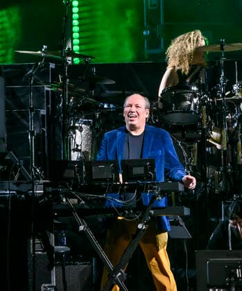 The German Oscar, Grammy and Golden Globe winning composer Hans Zimmer dressed in the colors of Ukraine and his partly Ukrainian orchestra on stage in the Royal Arena on Wednesday 27 April 2022 Hans Zimmer has made music for more than 200 projects, which together have earned close to a staggering 200 billion kr, Copenhagen  Copyright: TorbenxChristensen TorbenxChristensenx COP10686 spdk20220428-010043-L