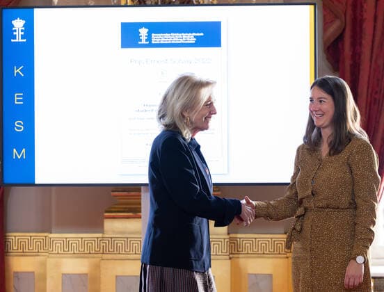 Princess Astrid of Belgium and Hannah Walgrave, autor of Restoring miR-132 expression rescues adult hippocampal neurogenesis and memory deficits in Alzheimer s disease pictured during the presentation of the scientific prizes for the year 2022 of the Queen Elisabeth Medical Foundation (FMRE - GSKE), in Brussels, Thursday 28 April 2022. The scientific prizes aim to support Belgian researchers in the field of neurosciences. Several projects have been selected by the Board of Directors of the foundation, on the proposal of its Scientific Committee.  BENOITxDOPPAGNE 34311919