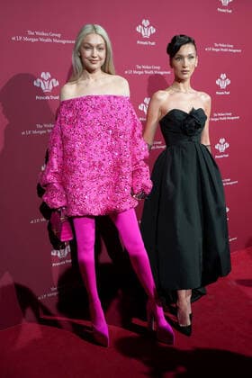 Bilder des Jahres 2022, Entertainment 04 April Entertainment Themen der Woche KW17 Entertainment Bilder des Tages April 28, 2022, New York, NY, USA: GIGI HADID and BELLA HADID attend the 2022 PrinceÃ¢â‚¬â ¢s Trust Gala,.Cipriani, NYC.April 28, 2022. New York USA - ZUMAms4_ 20220428_zaf_ms4_001 Copyright: xSoniaxMoskowitzxGordonx