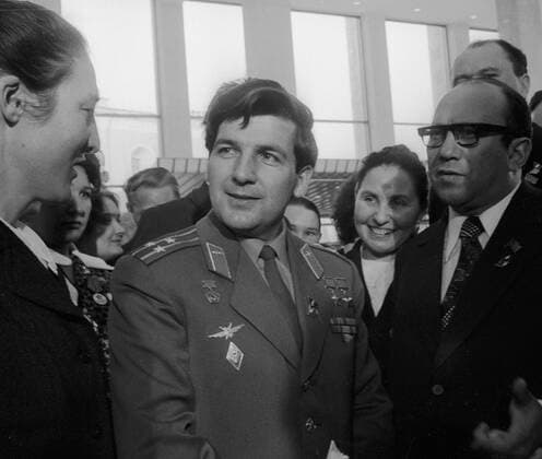 KLIMUK CONGRESS DELEGATES 75393 27.02.1976 Soviet Pilot Cosmonaut Pyotr Klimuk (centre) among 25th CPSU congress delegates Vladimir Akimov Sputnik Moscow Russia  Copyright: xVladimirxAkimovx
