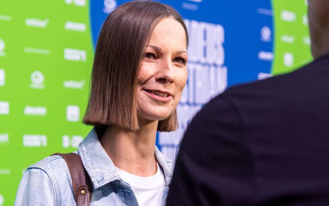 20220429 Amadeus Austrian Music Awards 2022 WIEN, OESTERREICH - 29. APRIL: Musikerin Chritina Stuermer am Redcarpet anlaesslich der Verleihung des Amadeus Austria Music Awards 2022 vor dem Wiener Volkstheater am 29. April 2022 in Wien, Oesterreich. 220429_SEPA_17_021 Copyright: xIsabellexOuvrardx SEPAxMedia
