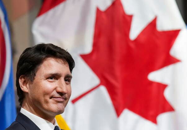 April 29, 2022, MARKHAM, ON, CANADA: Canadian Prime Minister Justin Trudeau meets with the Mayor of Markham, Frank Scarpitti, not shown in Markham, Ont., on Friday, April 29, 2022. MARKHAM CANADA  - ZUMAc35_ 20220429_zaf_c35_060 Copyright: xNathanxDenettex