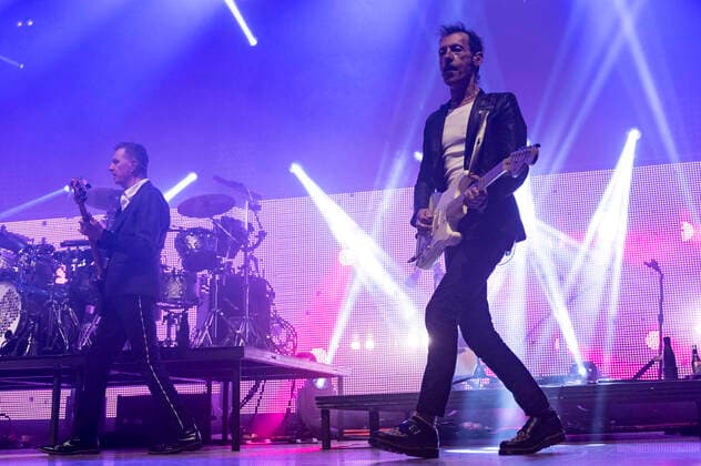 Ged Grimes and Gordy Goudie of Simple Minds live at a concert of the Celebrating 40 Years of Hits Tour at Thüringenhalle Erfurt, 29 04 2022 Foto:xM.xKremerx xFuturexImage
