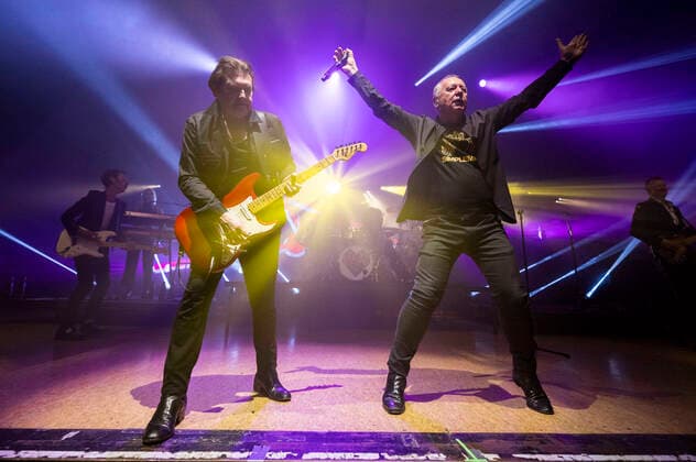 Charlie Burchill and Jim Kerr of Simple Minds live at a concert of the Celebrating 40 Years of Hits Tour at Thüringenhalle Erfurt, 29 04 2022 Foto:xM.xKremerx xFuturexImage