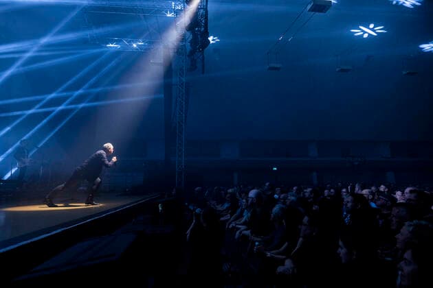 Jim Kerr of Simple Minds live at a concert of the Celebrating 40 Years of Hits Tour at Thüringenhalle Erfurt, 29 04 2022 Foto:xM.xKremerx xFuturexImage
