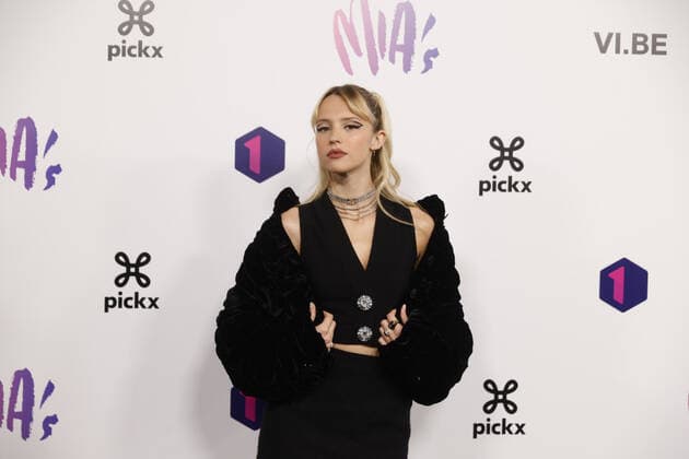 artist Angele Van Laeken pictured on the red carpet at the arrival for the 14th edition of the MIA s (Music Industry Award) award show, in Brussels, Saturday 30 April 2022. The MIA awards are handed out by the VRT and VI.BE.  JAMESxARTHURxGEKIERE 34341823