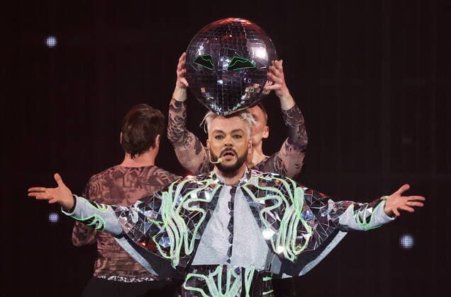 MOSCOW, RUSSIA â€“ APRIL 30, 2022: Singer Filipp Kirkorov performs during a concert titled Gold 55. The greatest hits marking his 55th birthday at the State Kremlin Palace. Vyacheslav Prokofyev TASS  TS12F33B