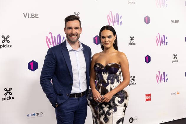 Singer Joris van Rossem aka Metejoor and a guest pictured on the red carpet at the arrival for the 14th edition of the MIA s (Music Industry Award) award show, in Brussels, Saturday 30 April 2022. The MIA awards are handed out by the VRT and VI.BE.  JAMESxARTHURxGEKIERE 34345342