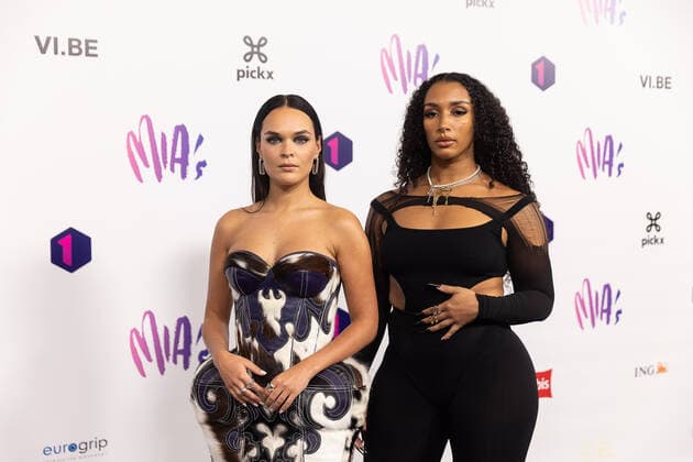 Guests pictured on the red carpet at the arrival for the 14th edition of the MIA s (Music Industry Award) award show, in Brussels, Saturday 30 April 2022. The MIA awards are handed out by the VRT and VI.BE.  JAMESxARTHURxGEKIERE 34345853