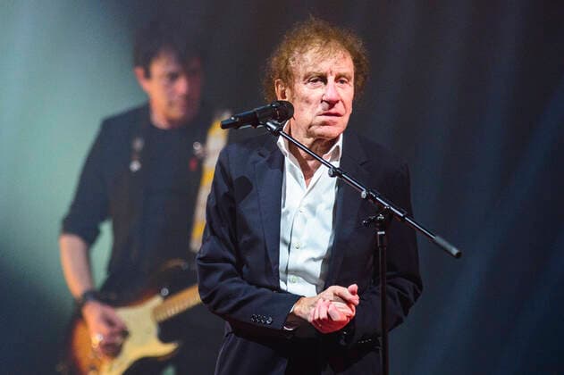 The french singer Alain Souchon live in Forest National AlainSouchon en concert a Forest National Reporters QUINET JEANxMARCxQUINET